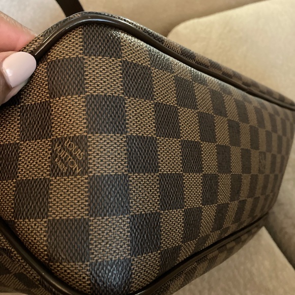 Authentic - Lv delightful PM - Picture 11 of 16